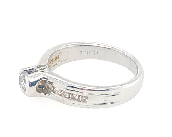 The Nested Diamond 18K Engagement Ring 20-2