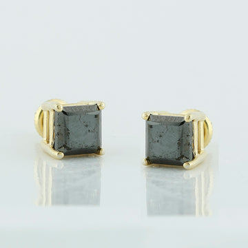 YS BLACK DIA PRINCESS CUT STUD ER