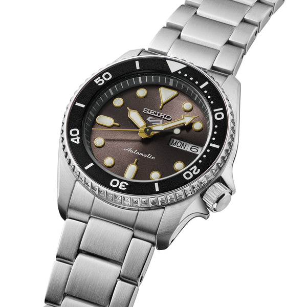 Seiko 5 Sports SRPL79 – Black Dial Stainless Steel Bracelet