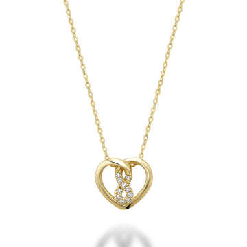Gorgeous heart charm necklace
