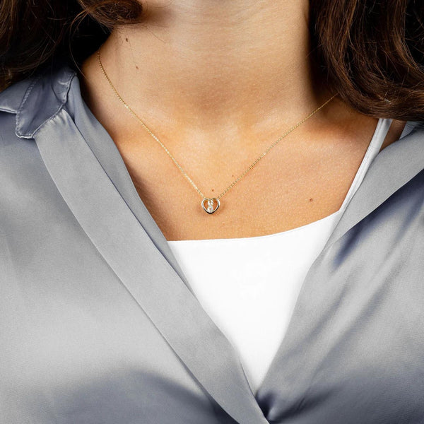 Gorgeous heart charm necklace