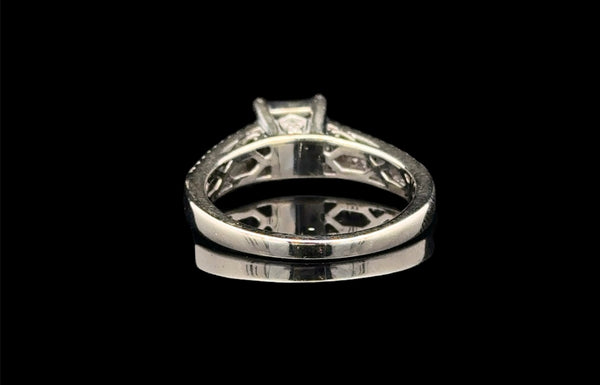 Ladies White Gold Engagement Style Diamond Ring