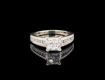 Ladies White Gold Engagement Style Diamond Ring