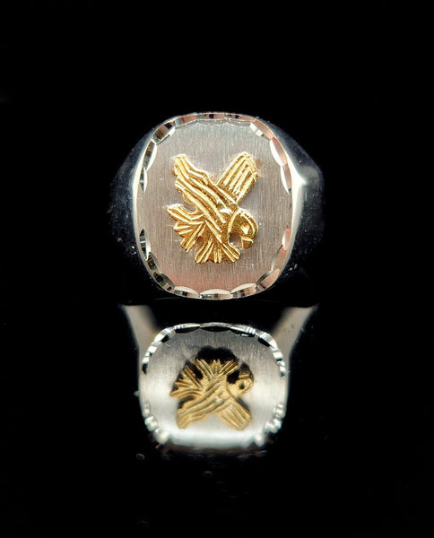 Stunning white gold ring with yellow eagle 3D 10k