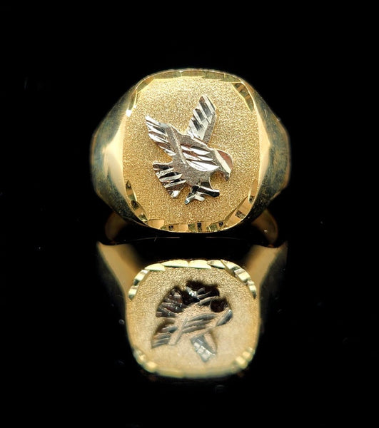 Stunning eagle ring 10k