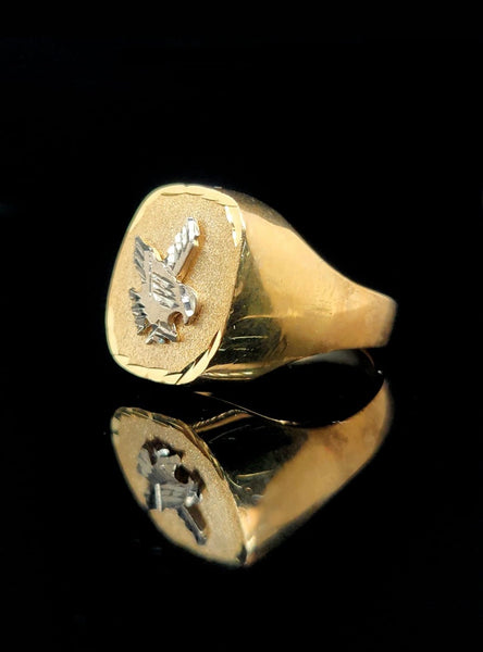 Stunning eagle ring 10k