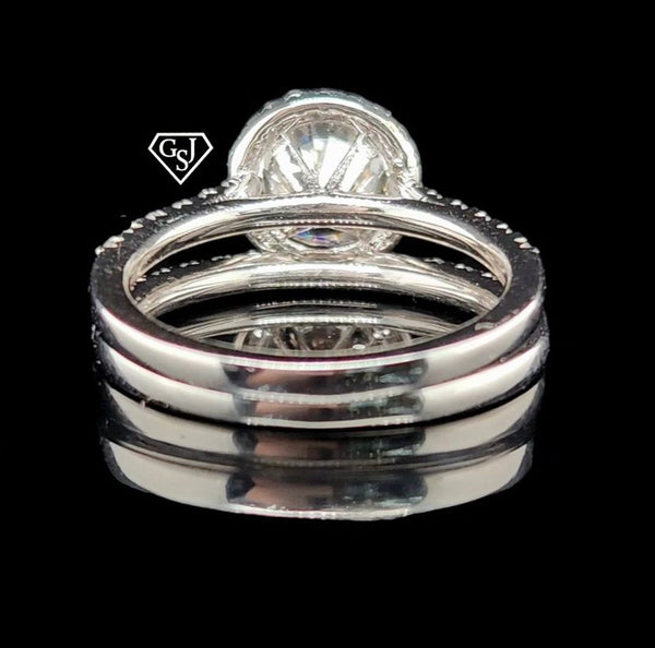 blinding 1.7CT Center Diamond set in 14k white gold