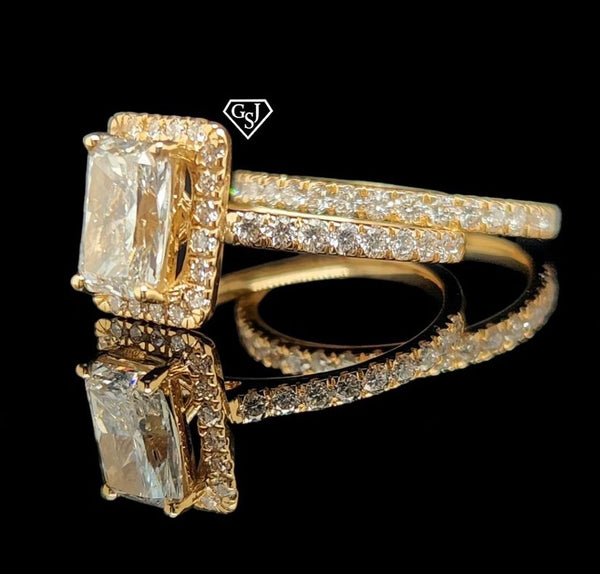 Wedding Set holds a total diamond weight of 2.16CTs