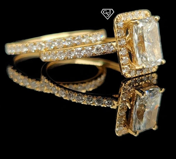 Wedding Set holds a total diamond weight of 2.16CTs