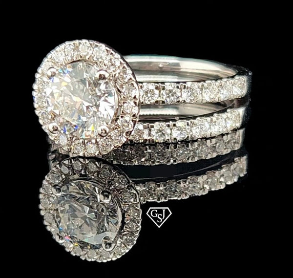 gorgeous 14K Wedding Set holds a dazzling 1.19CT Center Diamond