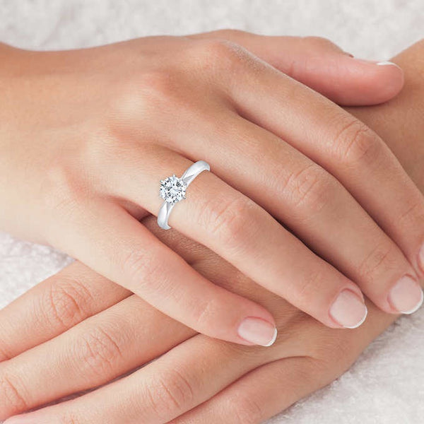 One carat Solitare Diamond Engagement Ring