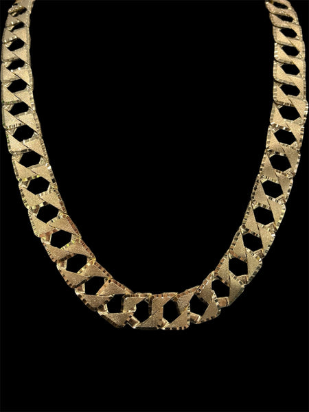 10KT Jumbo Yellow Gold Diamond-Cut Polished
Curb Link Chain Necklace