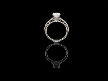 18KT White Gold Ladies Designer Verragio Engagement Ring