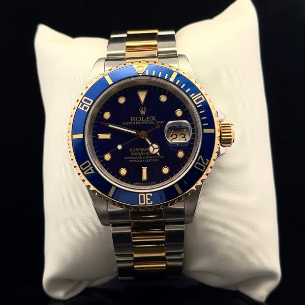Gentlemen’s Blue Rolex Wristwatch